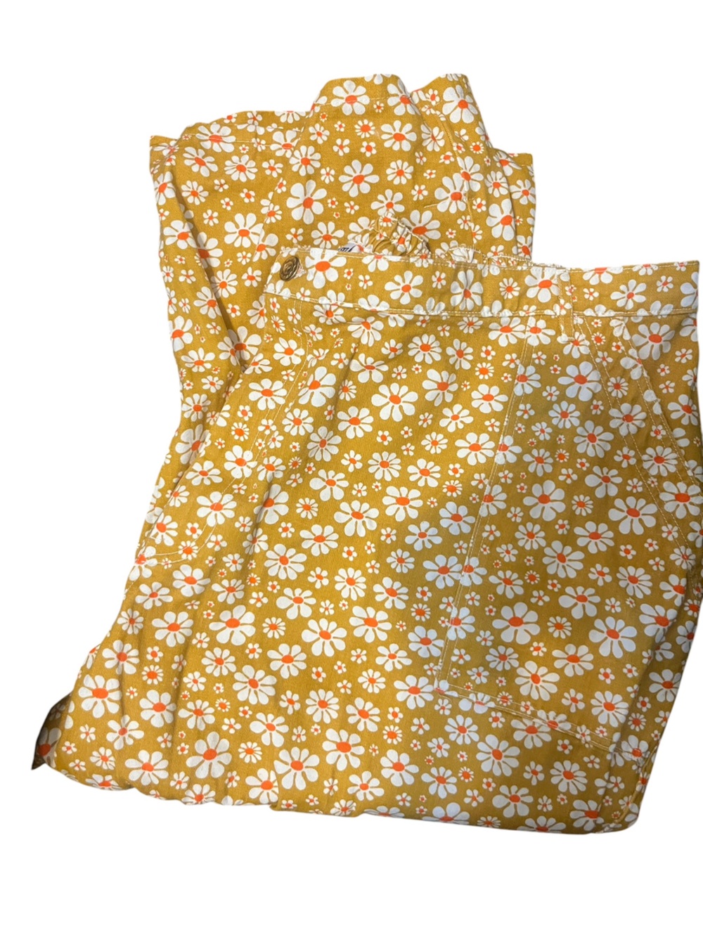 Big Bud Press Lazy Daisy pants in a yellow floral design. - Picture 3 of 5
